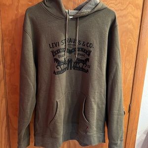 Levi hoodie